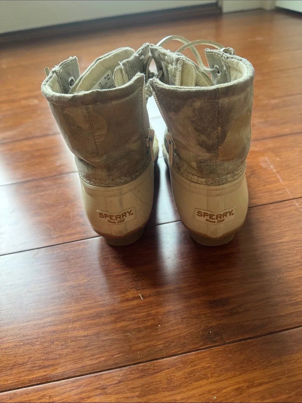 Sperry Two-Tone Beige/Tan Duck Boots with Side Zipper
